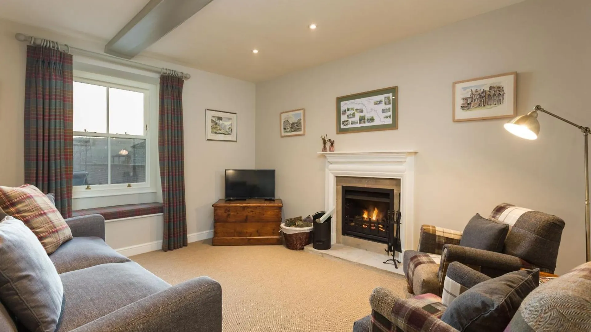 Hollins Farmhouse Leyburn 0*,  United Kingdom